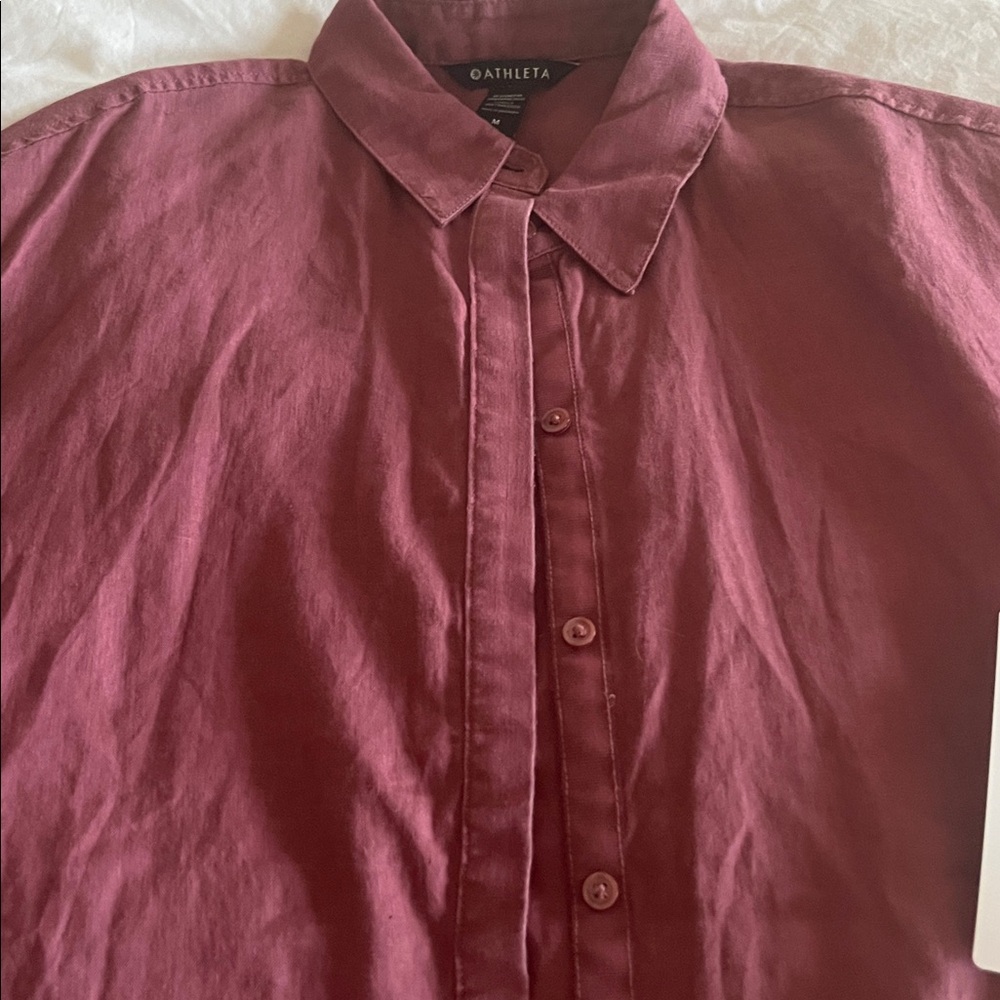 Athleta Women's Casual Maroon Button-Down Shirt